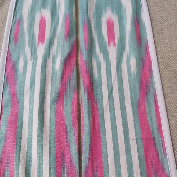 3W22 IKAT Poncho -Grey/Pink
