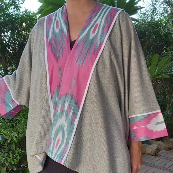 3W22 IKAT Poncho -Grey/Pink