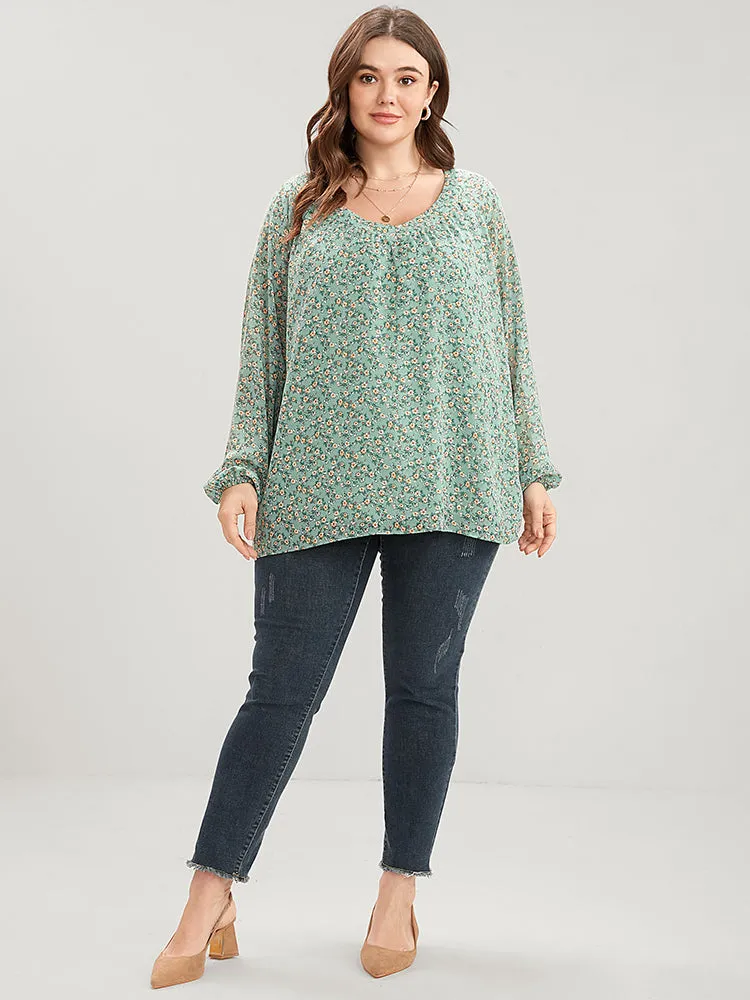 Ditsy Floral Lantern Sleeve V Neck Blouse