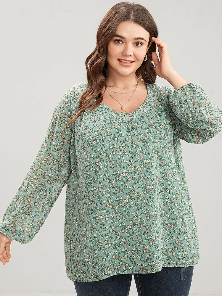 Ditsy Floral Lantern Sleeve V Neck Blouse