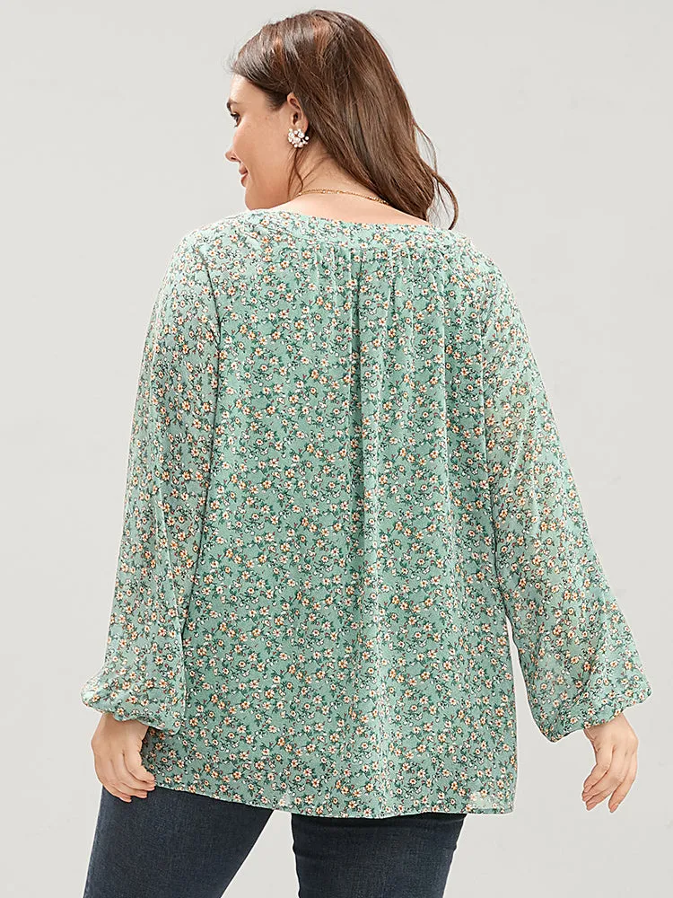 Ditsy Floral Lantern Sleeve V Neck Blouse
