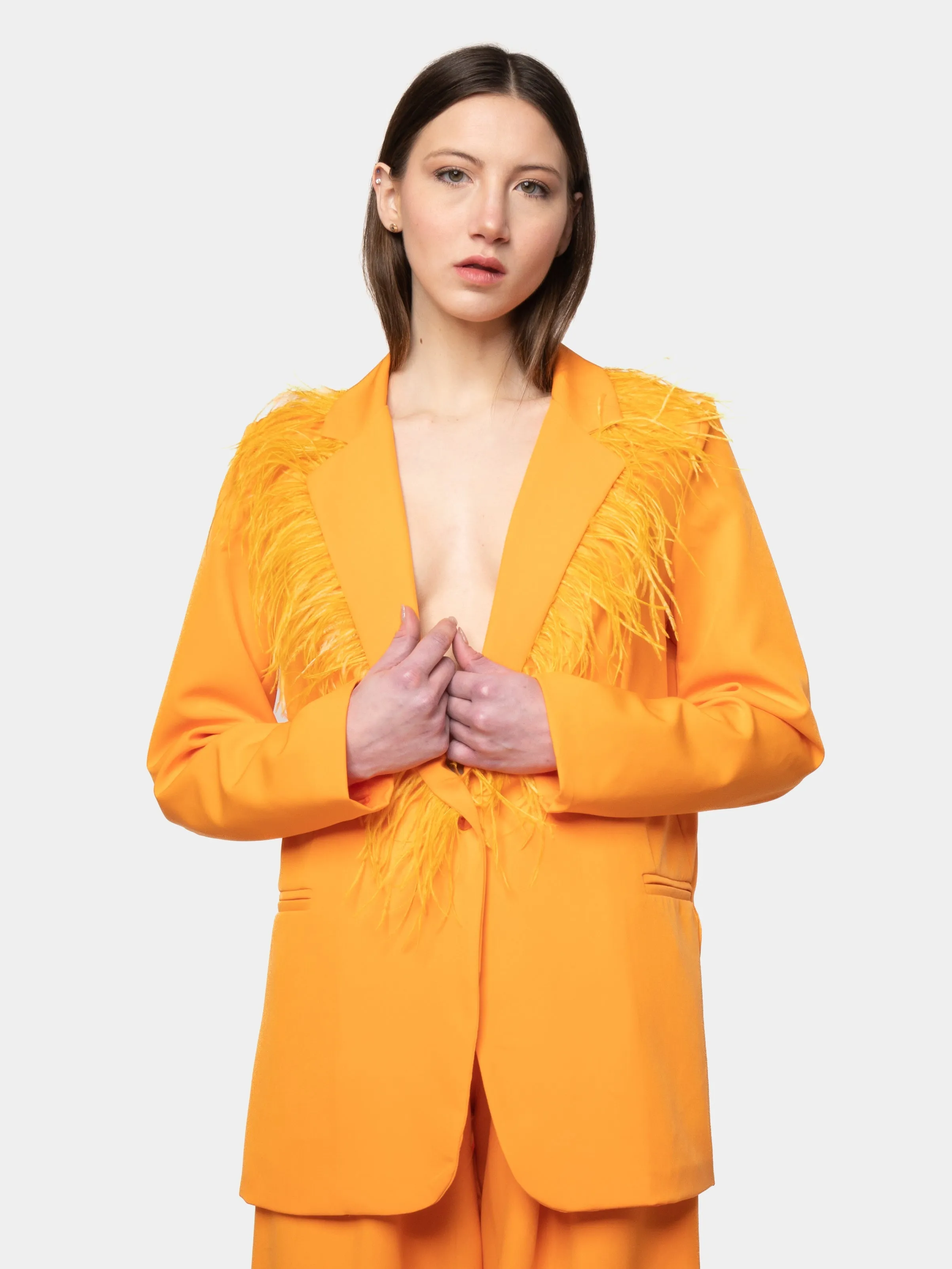 HOLLYWOOD - Oversized Orange Feather Suit