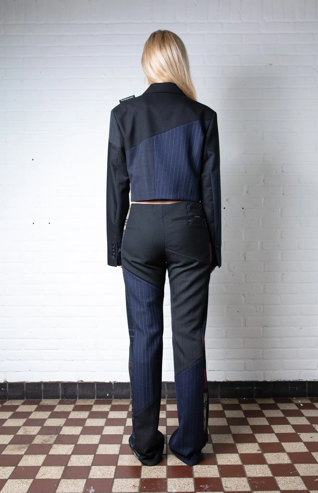 Jacket Front Zip X Mesh Scarves