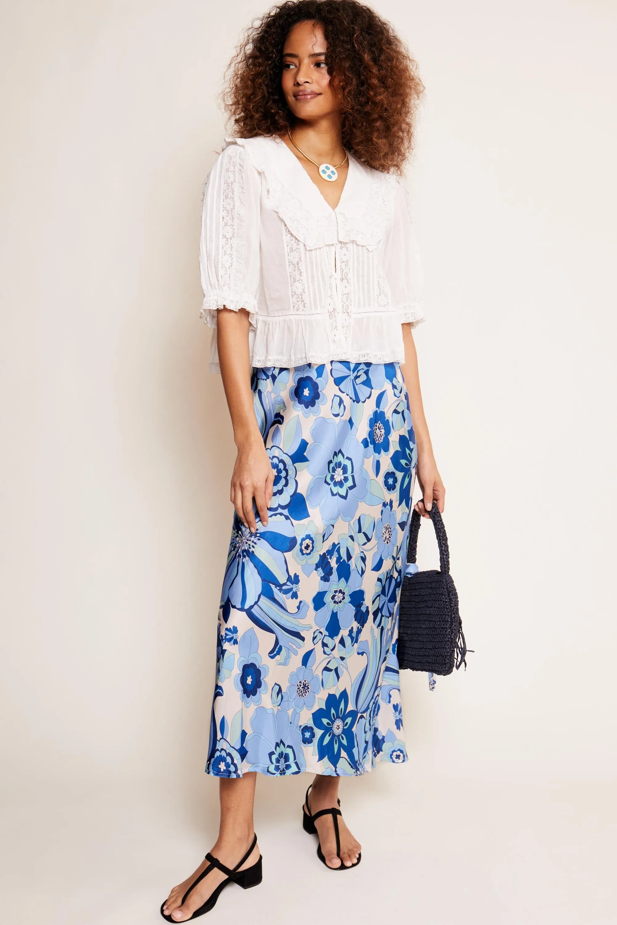 Kelly - Floral Ivory