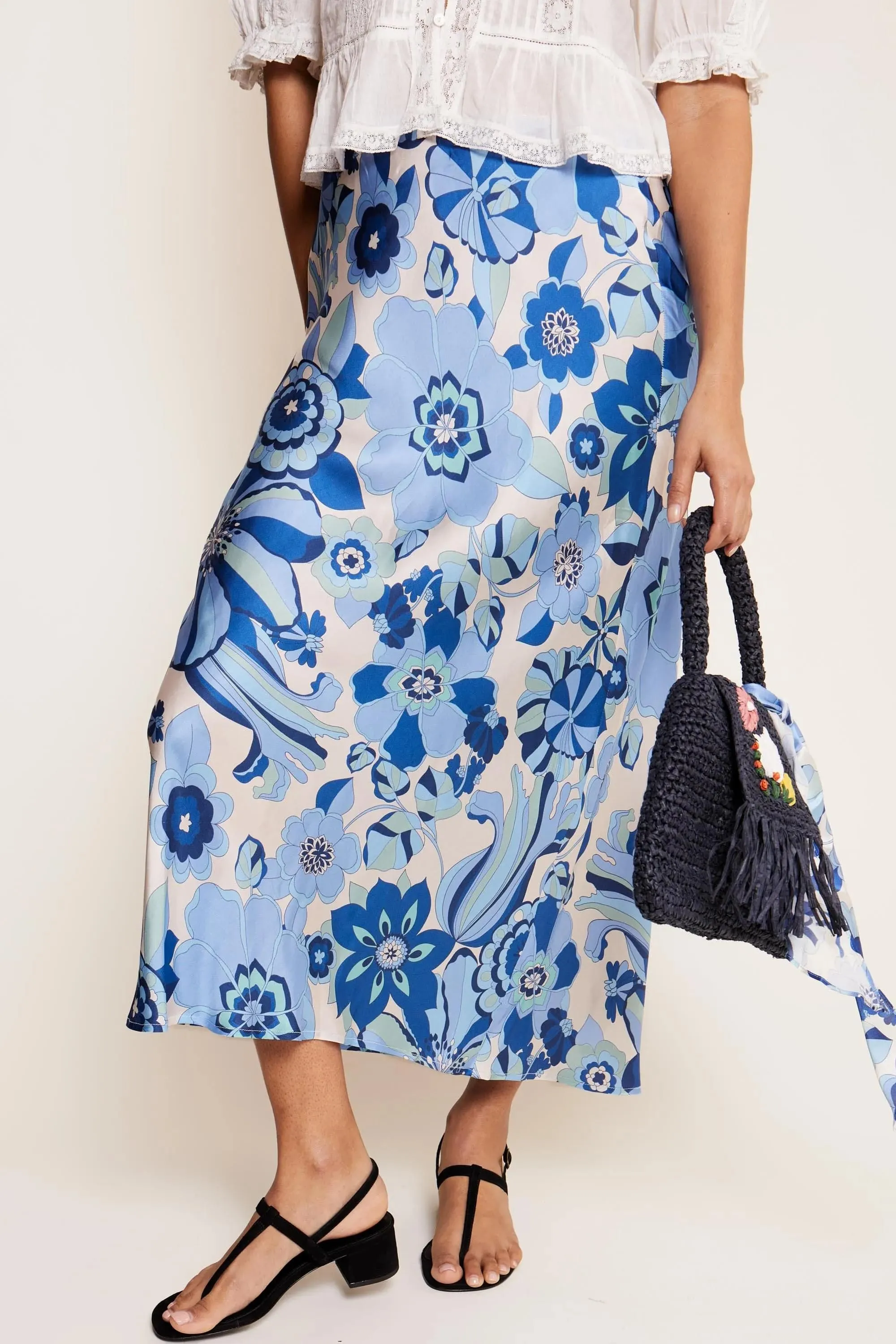Kelly - Floral Ivory