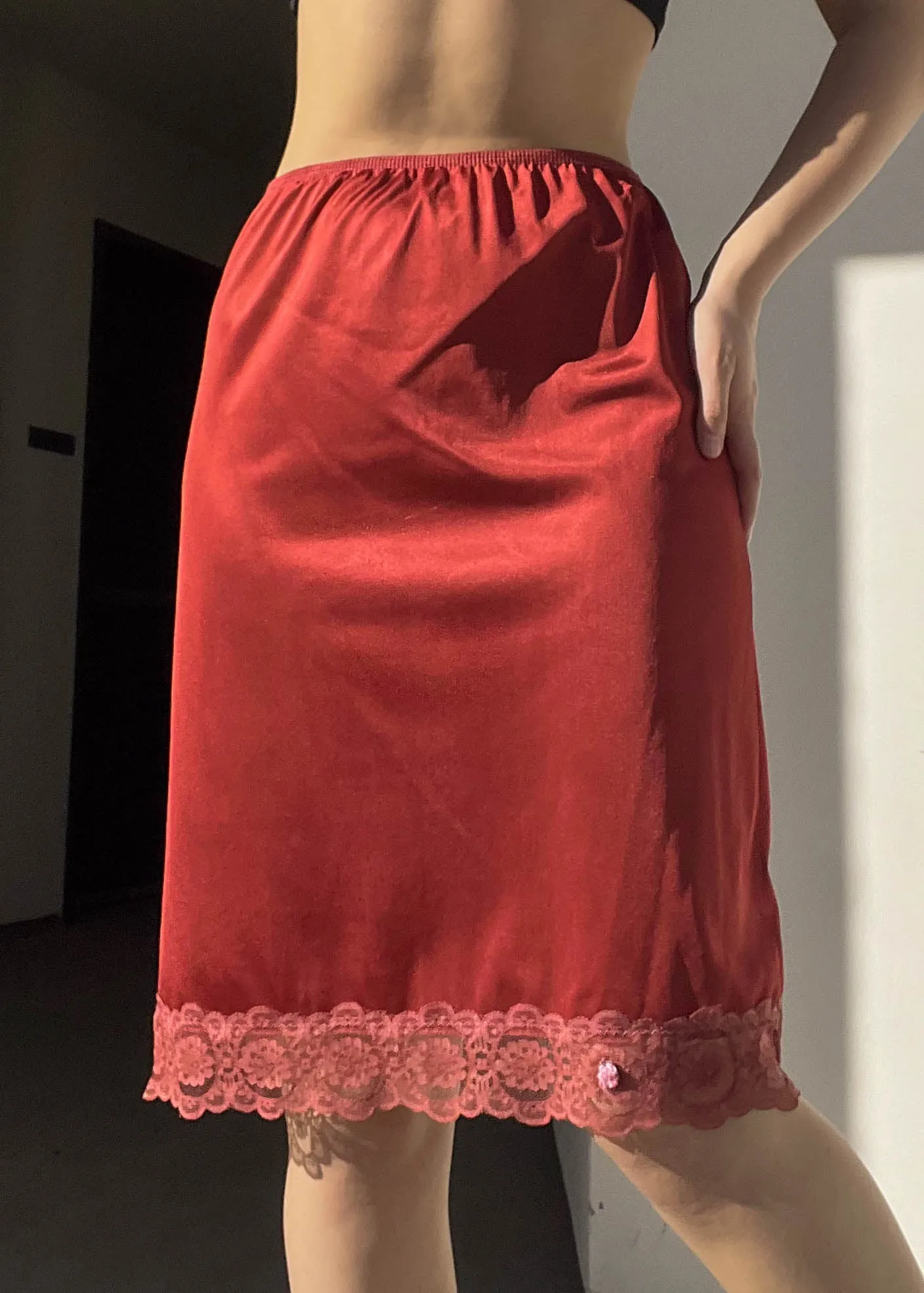 Kendall 80’s Midi Slip Skirt (S)