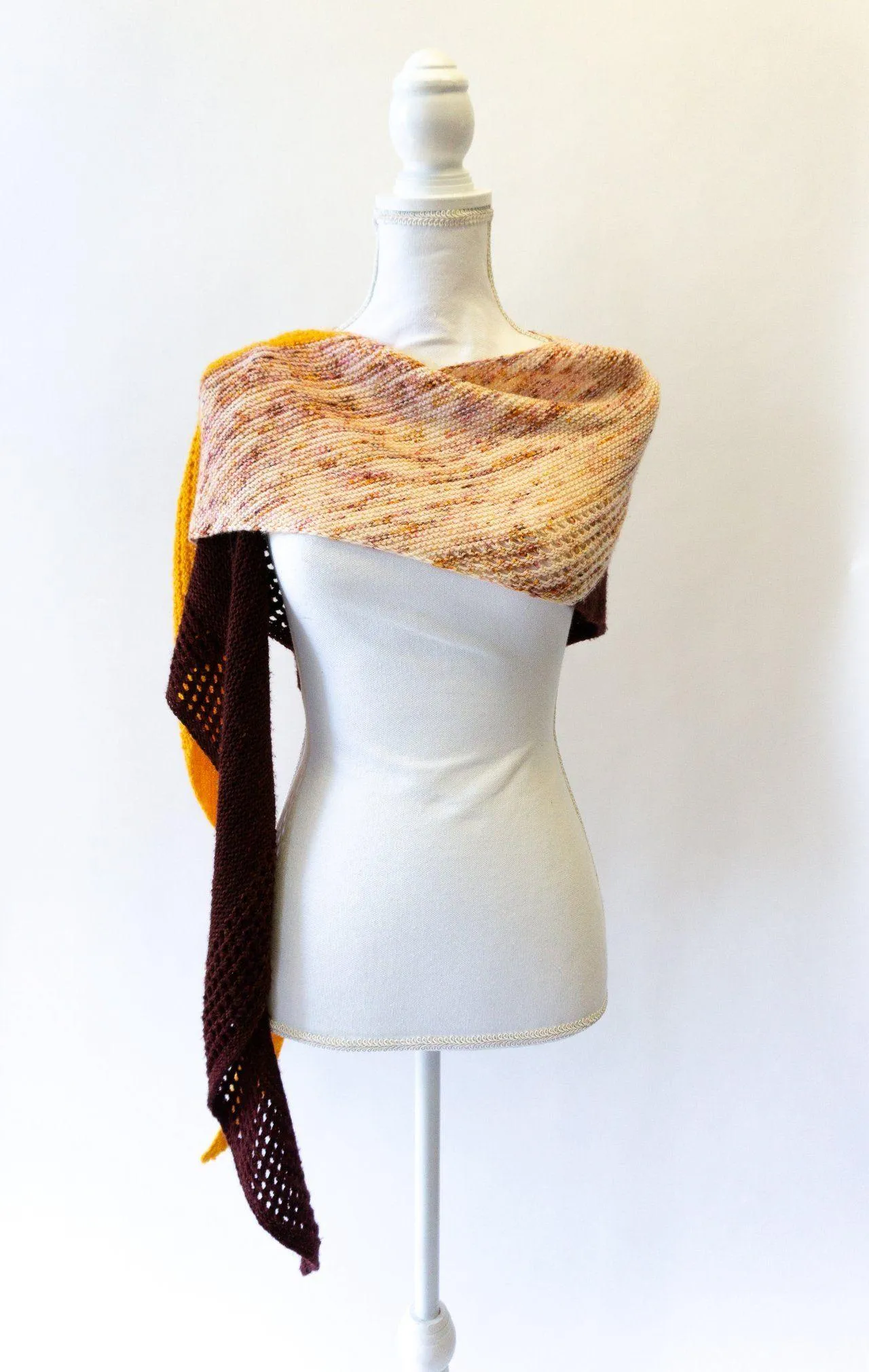 MAGIC SPRING SHAWL knitting kit by Katerina Bobkova