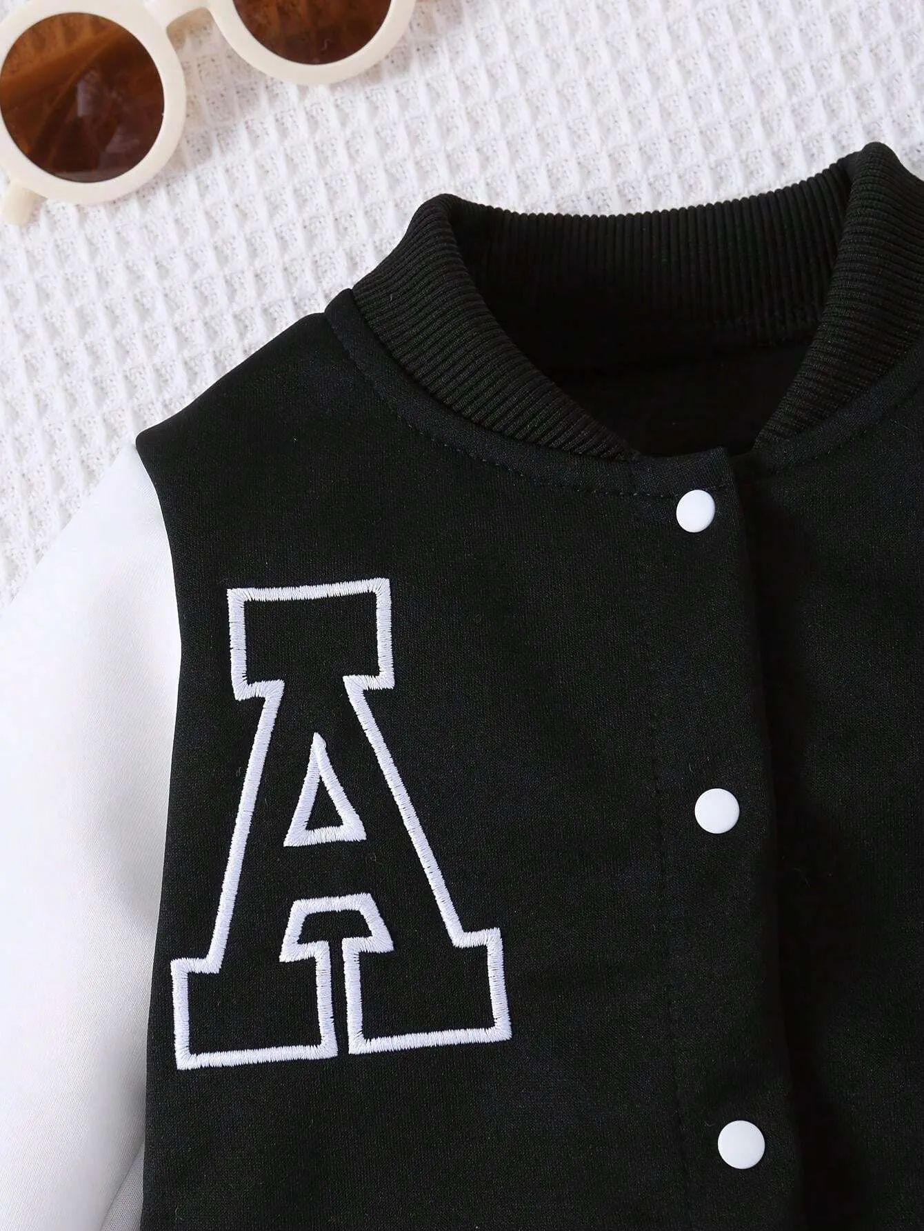 SHEIN Baby Boy Fashion Casual Letter Baseball Jacket Set