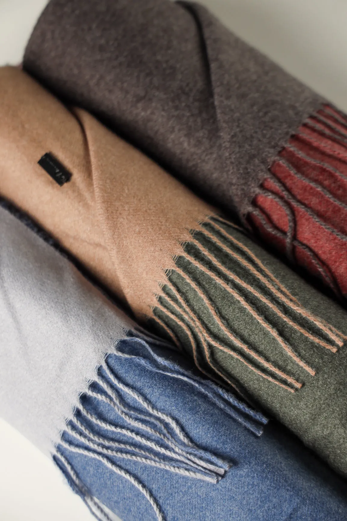 TITIKA Tricolor Blanket Scarf