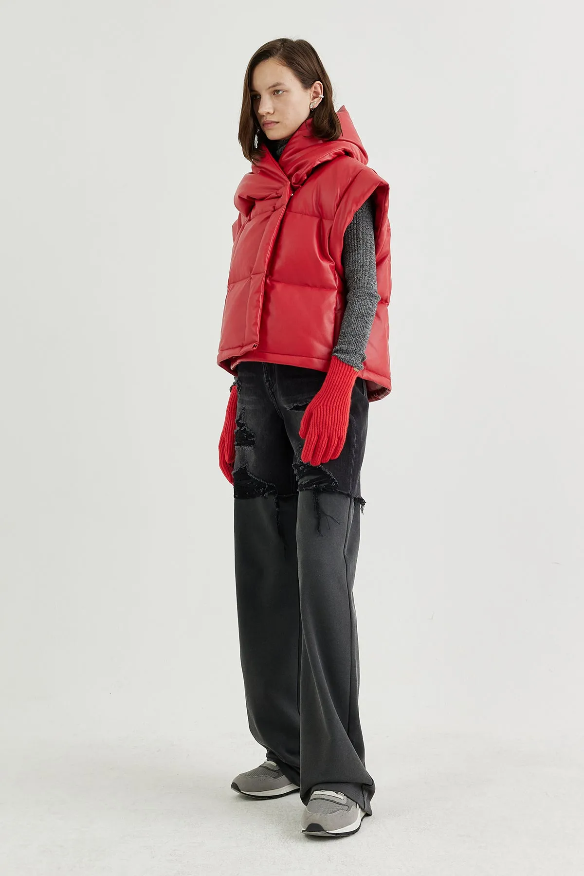Vegan leather quilted-down hooded gilet