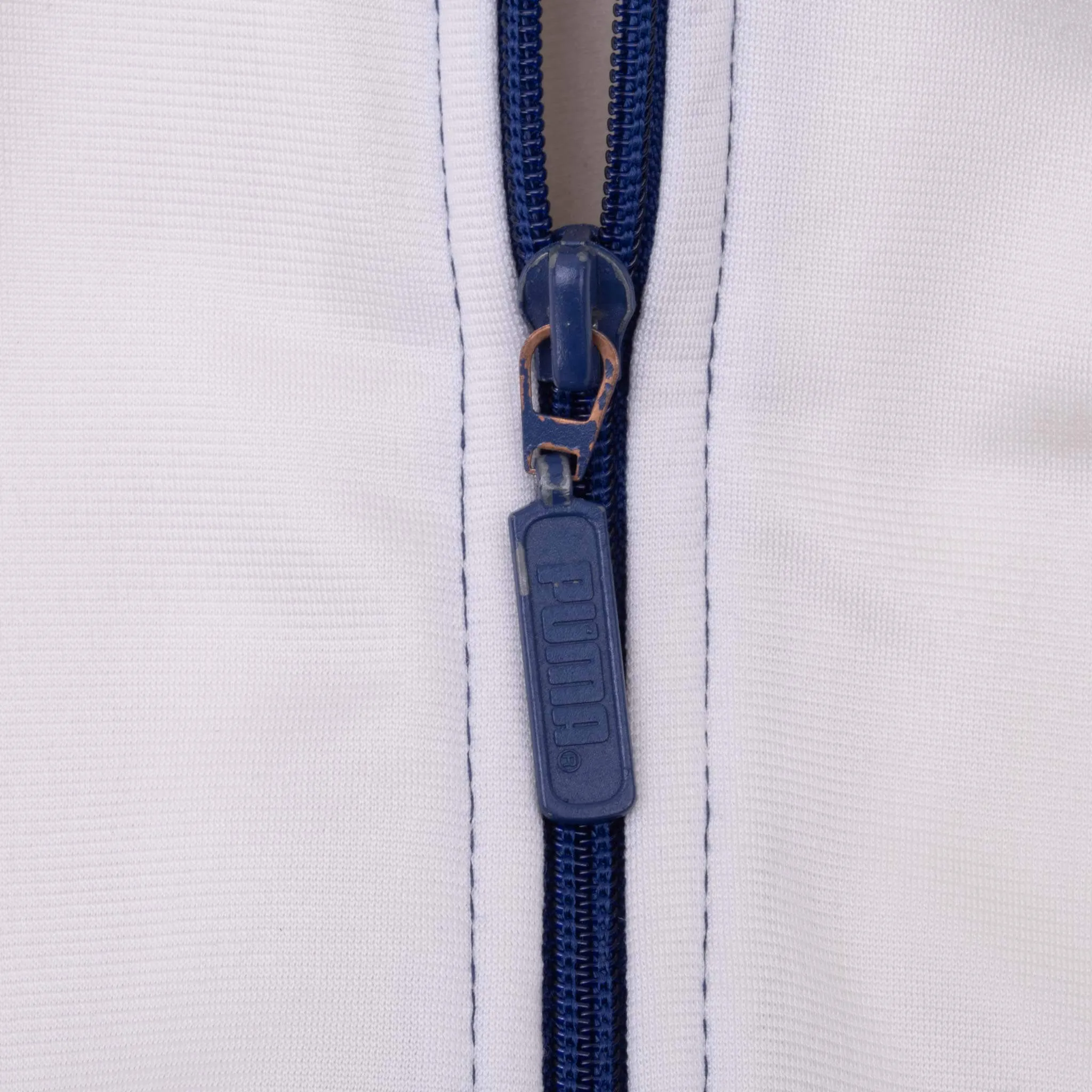 VINTAGE PUMA TRACK WHITE & BLUE JACKET 1980S LARGE